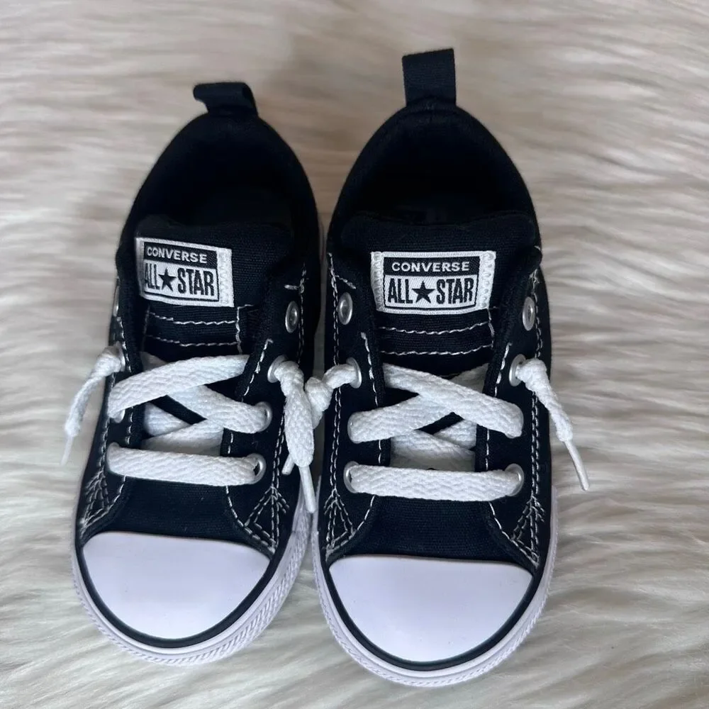 Converse Chuck Taylor Street (Little Kid) Sneaker, Black/White/Black Size 7